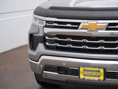 Used 2023 Chevrolet Silverado 1500 LTZ w/ LTZ Premium Package image 9