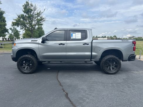 Used 2024 Chevrolet Silverado 1500 LT Trail Boss w/ Convenience Package II AWD/4WD image 6