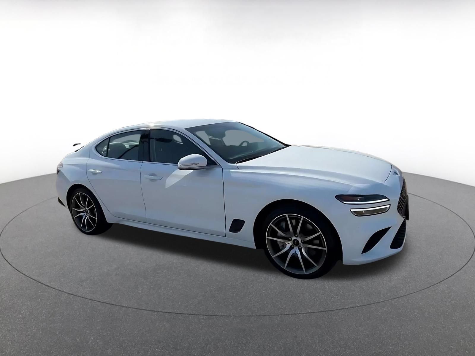 Used 2026 Genesis G70 2.5T RWD image 2