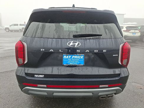 Used 2023 Hyundai Palisade SEL AWD/4WD image 5