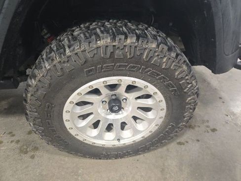 Used 2020 Jeep Gladiator Rubicon image 11