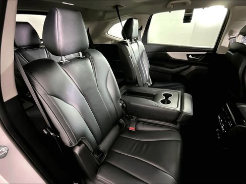 Used 2023 Acura MDX SH-AWD w/ Technology Package image 19