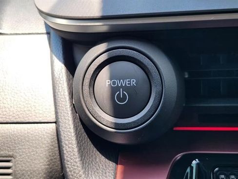New 2025 Toyota Prius Plug-In Hybrid FWD image 16