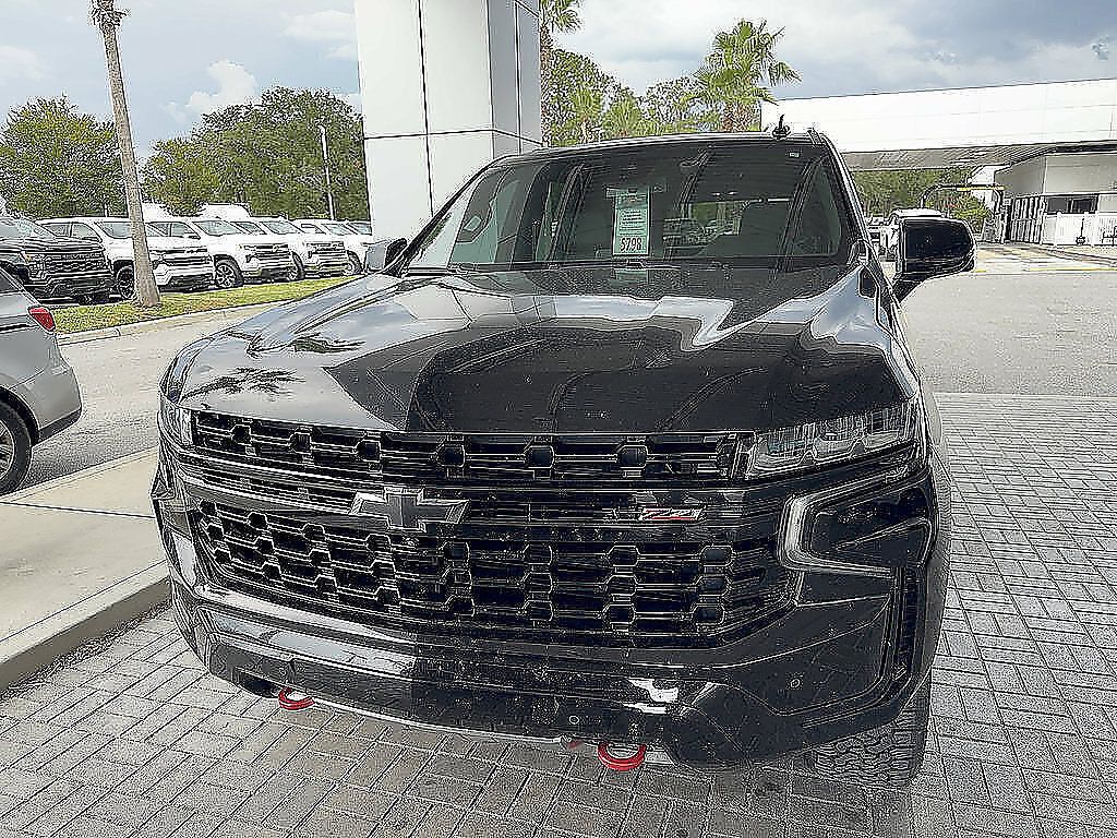 Certified 2023 Chevrolet Tahoe Z71 w/ Luxury Package AWD/4WD image 49