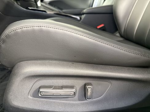 Used 2025 Acura Integra Base image 23