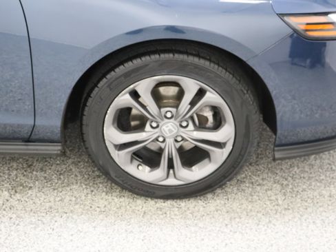 Used 2024 Honda Accord EX image 5