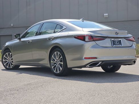 Used 2019 Lexus ES 350 w/ Premium Package FWD image 7