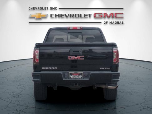 Used 2018 GMC Sierra 1500 Denali w/ Denali Ultimate Package AWD/4WD image 4