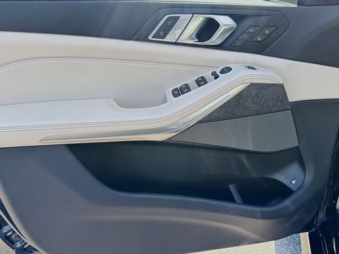 New 2026 BMW X5 xDrive50e w/ Executive Package image 22