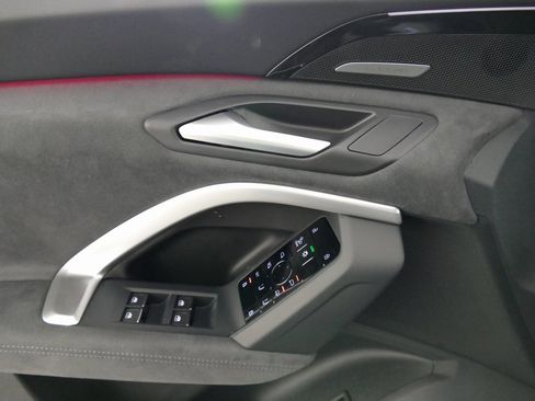 New 2025 Audi SQ5 Premium Plus image 11