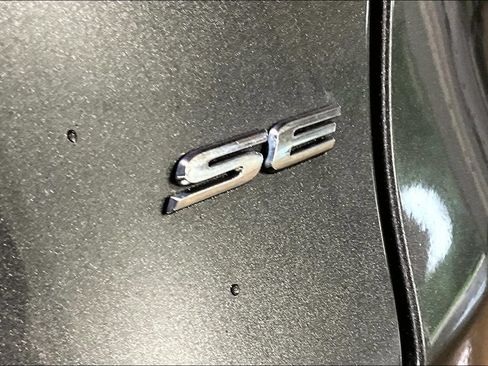 Used 2016 Ford Fusion SE FWD image 28
