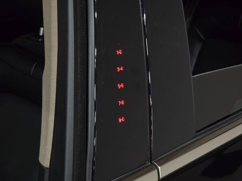 New 2026 Lincoln Corsair Premiere image 15