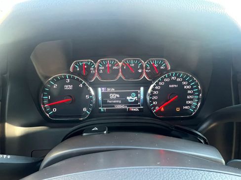 Used 2018 Chevrolet Tahoe LT image 15