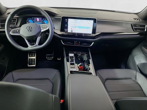 Used 2025 Volkswagen Atlas Cross Sport SEL R-Line image 22