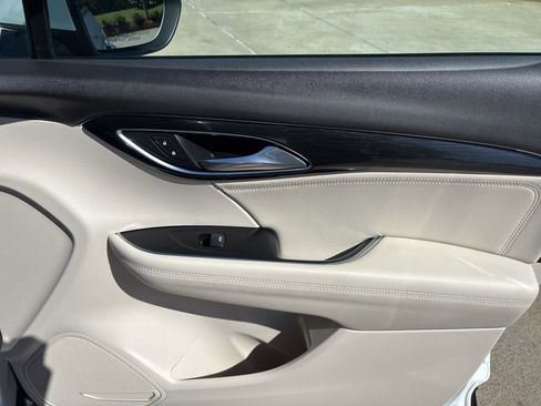 Used 2022 Buick Envision Essence w/ Safety Package image 46