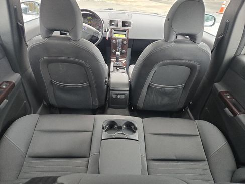 Used 2007 Volvo V50 2.4i image 37