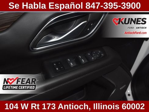 Used 2022 Chevrolet Tahoe LT w/ LT Signature Package AWD/4WD image 17