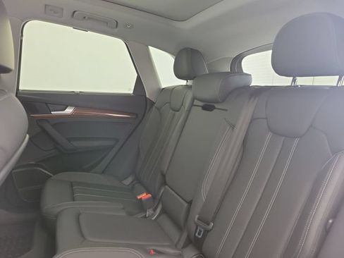 Used 2023 Audi Q5 2.0T Premium Plus w/ Premium Plus Package AWD/4WD image 14
