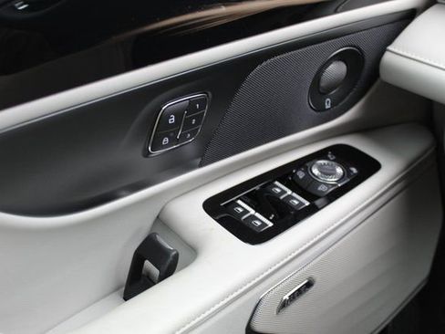 New 2026 Lincoln Nautilus Premier w/ Equipment Group 102A image 22