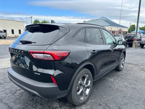 Used 2025 Ford Escape ST-Line AWD/4WD image 3