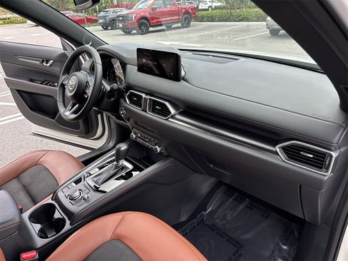 Certified 2025 MAZDA CX-5 Carbon Edition image 33