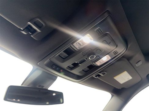 Used 2022 GMC Yukon Denali image 79