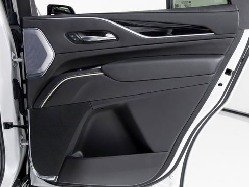 Used 2023 Cadillac Escalade V image 38