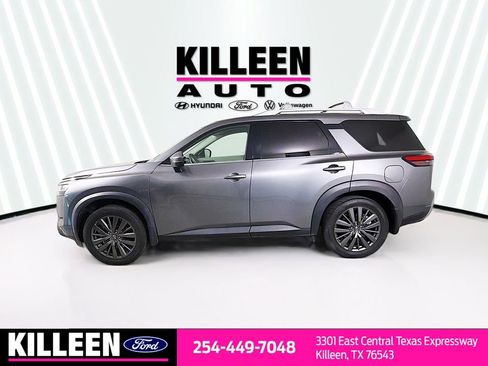 Used 2022 Nissan Pathfinder SL w/ SL Premium Package image 4