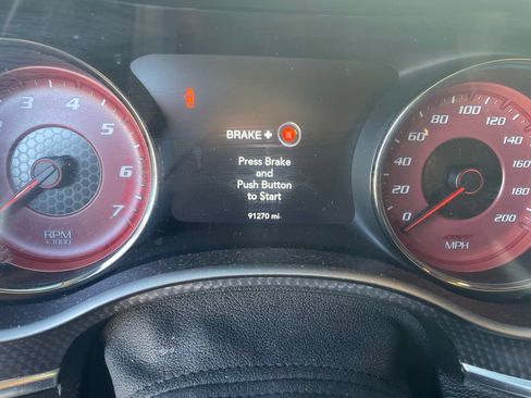 Used 2016 Dodge Charger SRT Hellcat w/ Harman/Kardon Audio Group RWD image 9