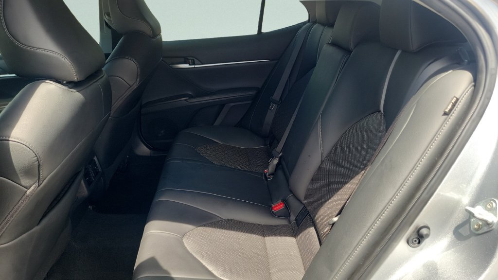 Used 2023 Toyota Camry XSE FWD image 10