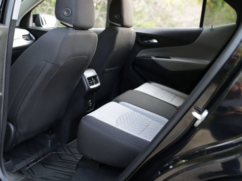 Used 2024 Chevrolet Equinox LS w/ LS Convenience Package FWD image 23