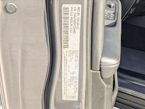 New 2026 Jeep Grand Cherokee Limited image 17