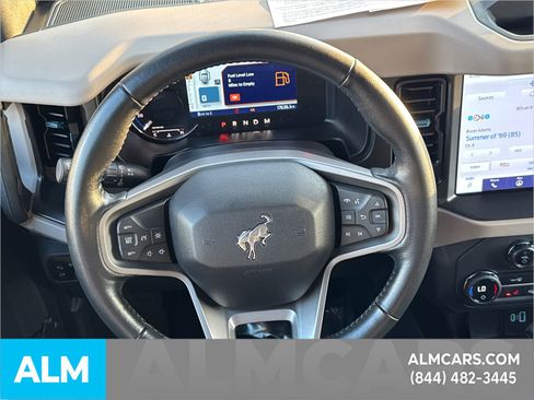Used 2023 Ford Bronco Wildtrak image 29
