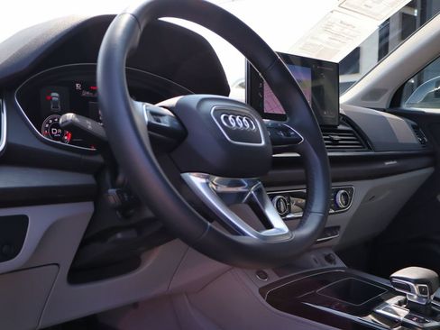 Used 2021 Audi Q5 2.0T Premium Plus w/ Premium Plus Package AWD/4WD image 21