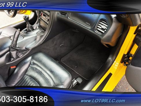 Used 2001 Chevrolet Corvette Convertible w/ Preferred Equipment Group2 RWD image 36