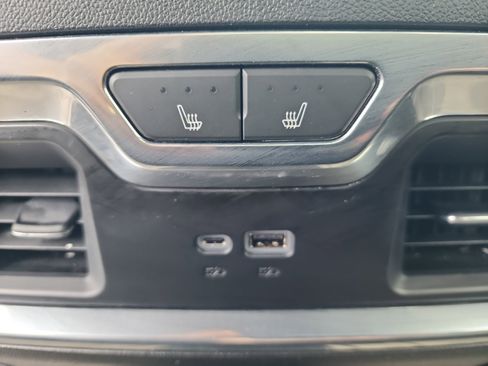 Certified 2024 GMC Sierra 2500 Denali w/ Denali Reserve Package image 32