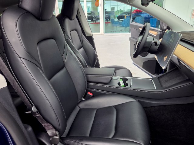 Used 2023 Tesla Model Y Performance AWD/4WD image 25