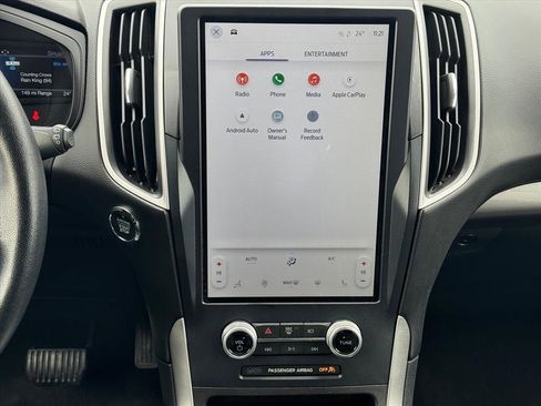 Used 2023 Ford Edge SEL image 17