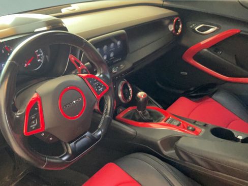 Used 2021 Chevrolet Camaro LT w/ Technology Package RWD image 25