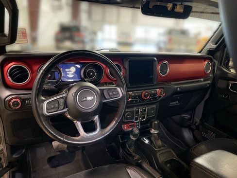 Used 2021 Jeep Gladiator Rubicon image 16