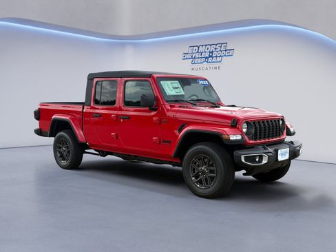 New 2025 Jeep Gladiator Sport image 7