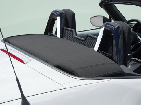 New 2026 MAZDA MX-5 Miata Club w/ Interior Package RWD image 12