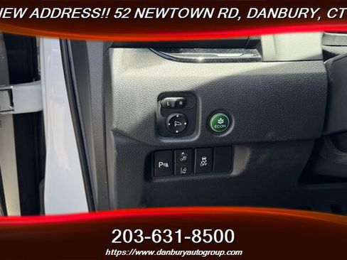 Used 2019 Honda Pilot Touring image 21