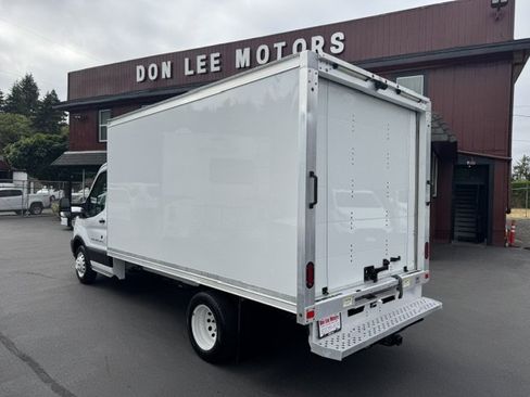 Used 2019 Ford Transit 350 156 DRW RWD image 2
