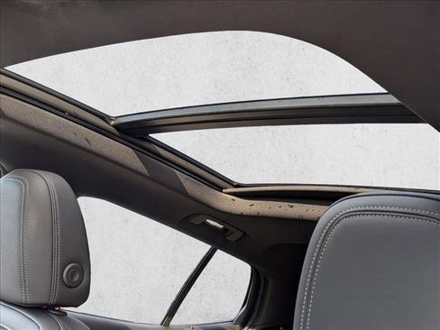 New 2026 Chevrolet Equinox EV LT image 14