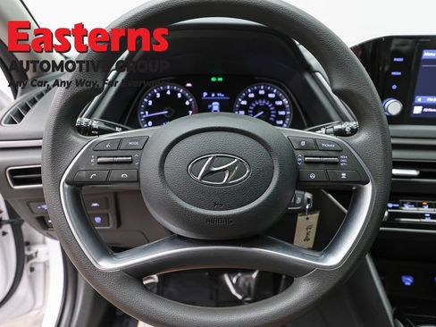 Used 2023 Hyundai Sonata SE FWD image 10