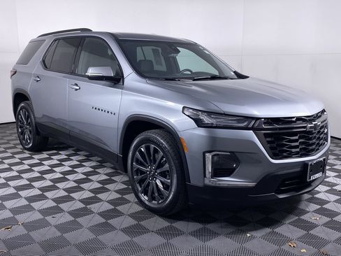 Certified 2023 Chevrolet Traverse RS image 21