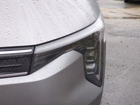 Certified 2025 Kia K4 LXS image 10