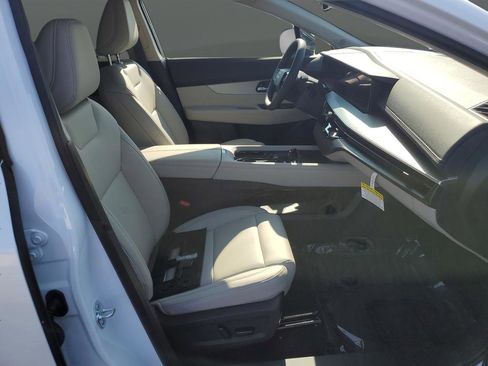 New 2025 Nissan Murano SL image 32