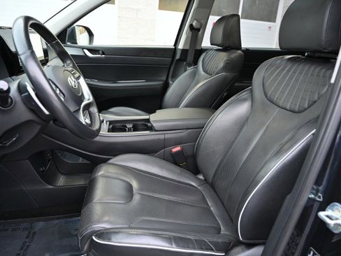 Used 2023 Hyundai Palisade Limited image 17